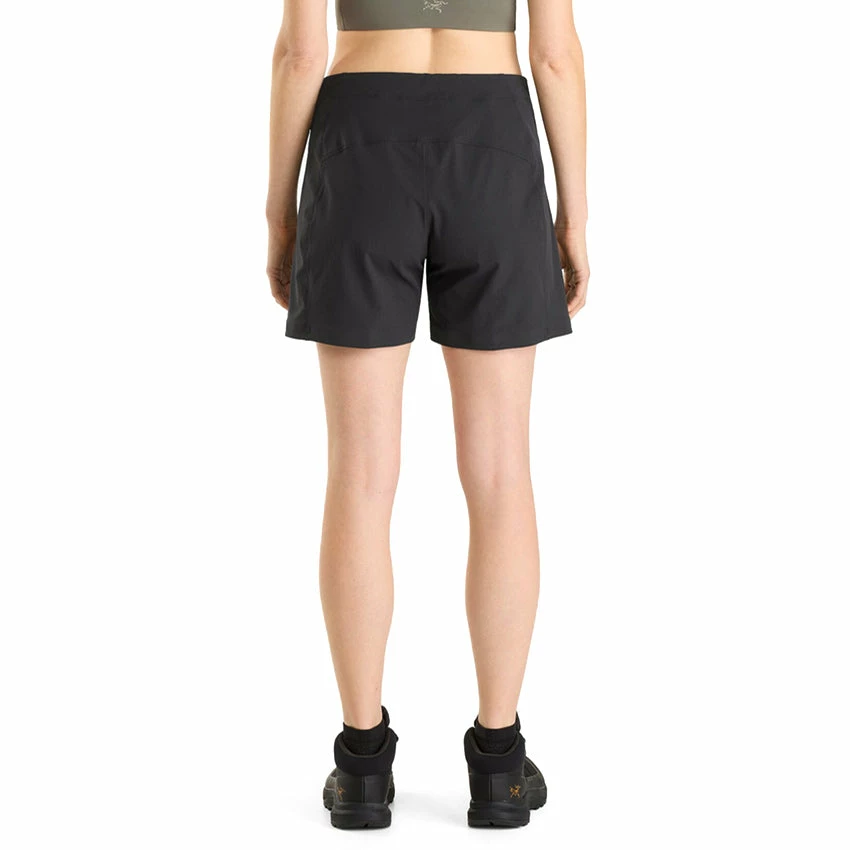 Arc'teryx Women's Gamma Shorts 6" - Black - Image 5