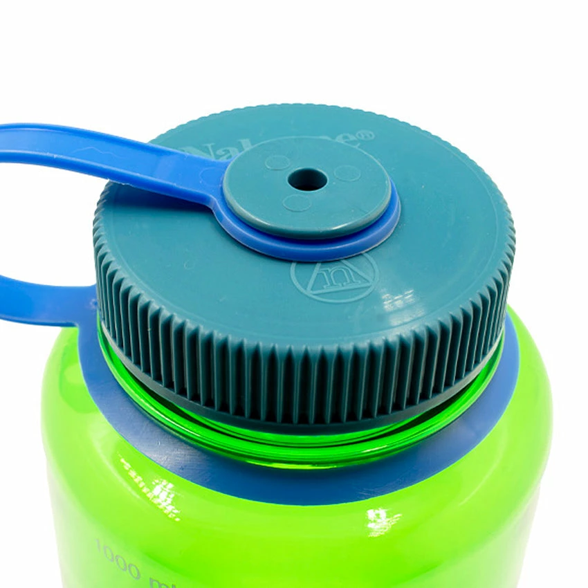 Nalgene 32oz/1L WM Tritan Sustain Bottle - Parrot Green - Image 3