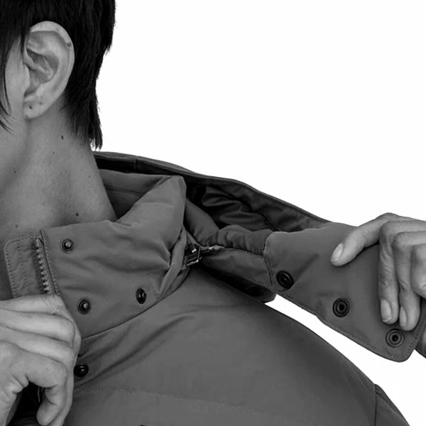 Patagonia Women's Downdrift Parka - Black - Image 5