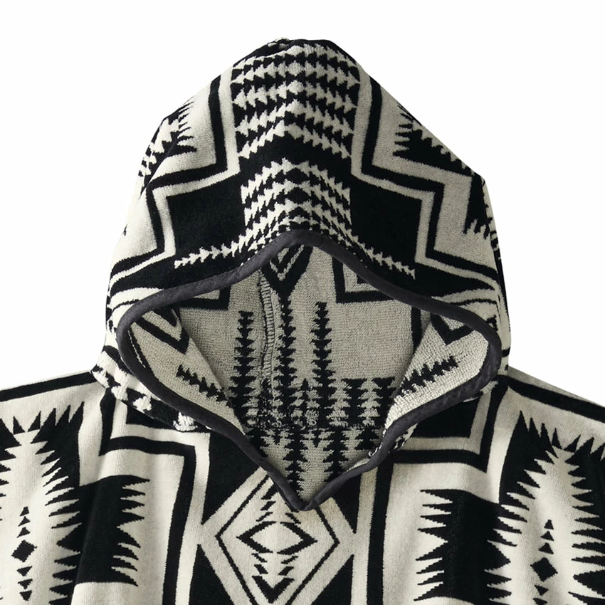 Pendleton Jacquard Hooded Towel Poncho - Harding Black - Image 2
