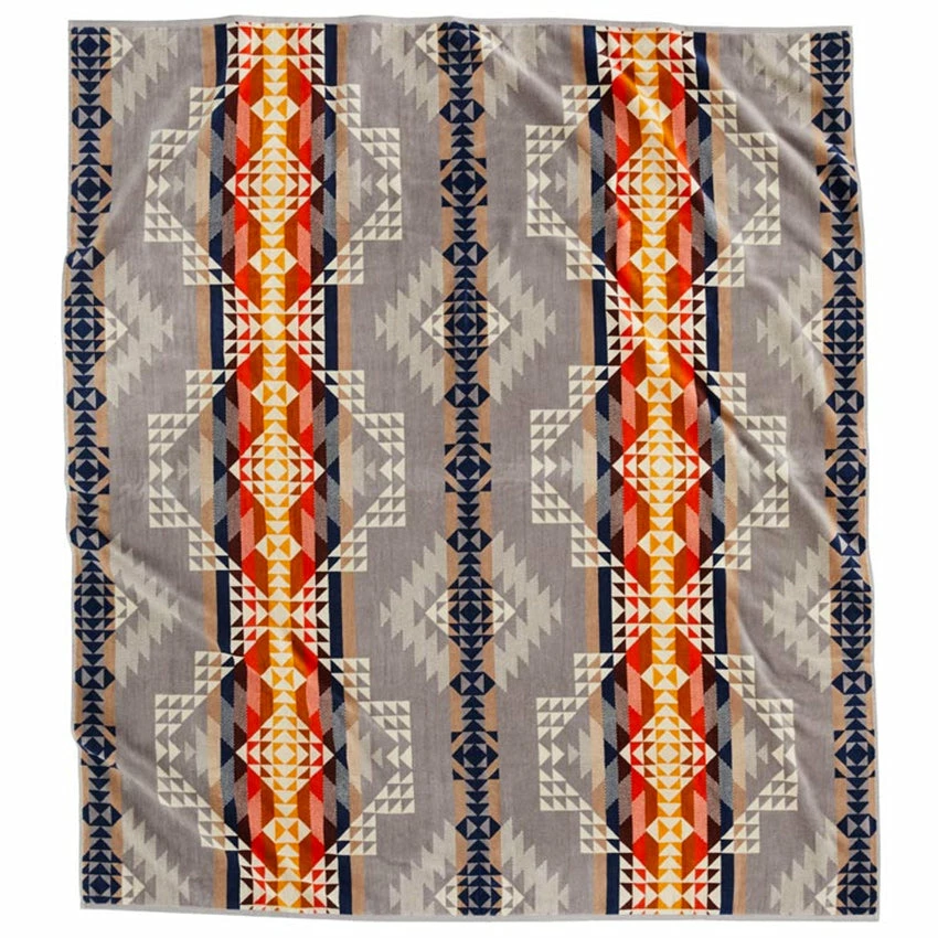 Pendleton Jacquard Beach Towel For Two - Smith Rock