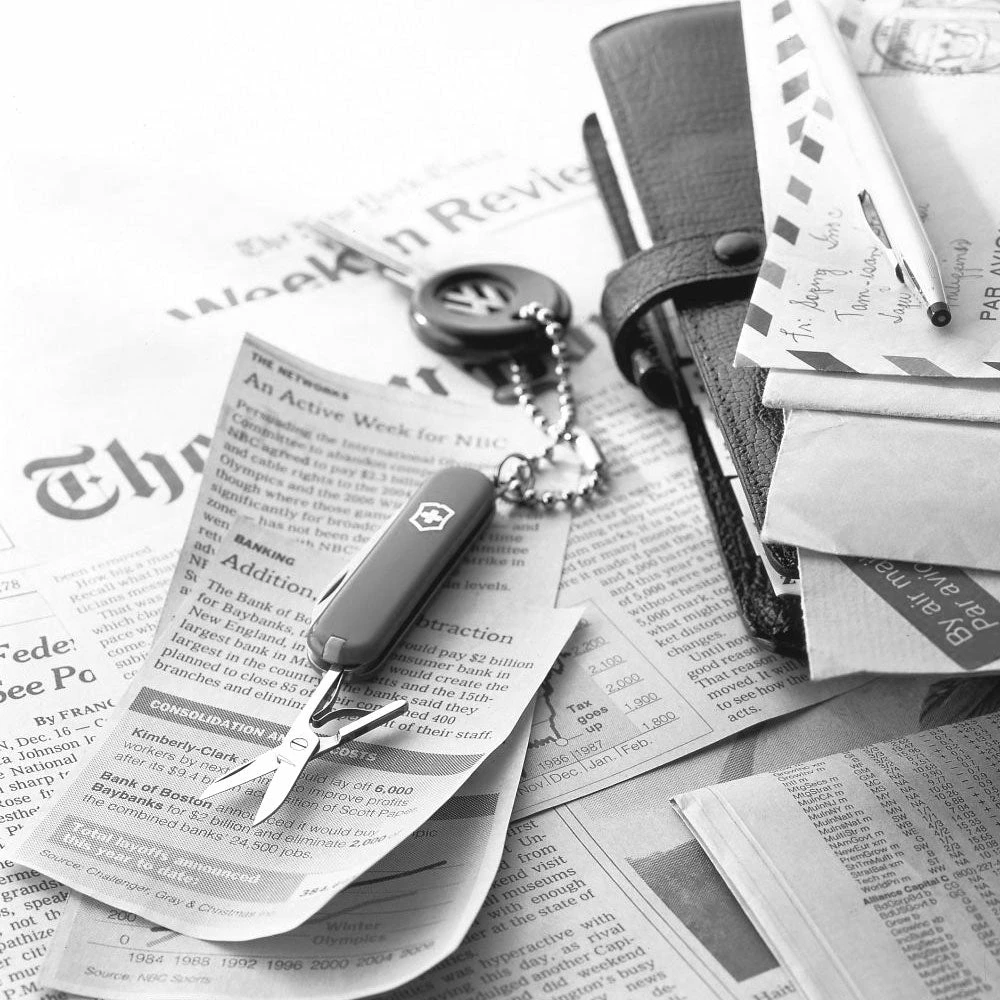 Victorinox Classic SD Swiss Army Multitool - Dark Illusion - Image 4