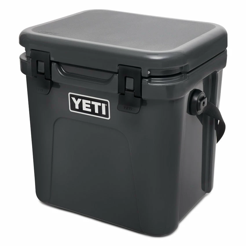 Yeti Roadie 24 Cool Box - Charcoal - Image 3